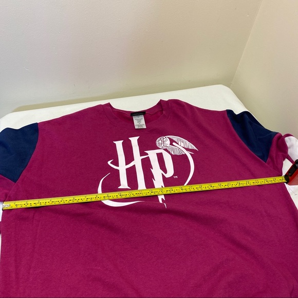 Harry Potter Quidditch Snitch Sweatshirt Size Junior Size XL - Picture 7 of 15